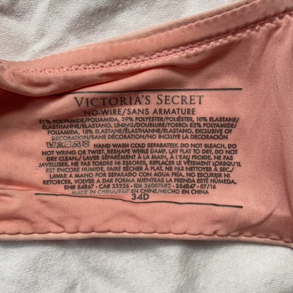 Victoria’s Secret No Wire Bra - Picture 3 of 3